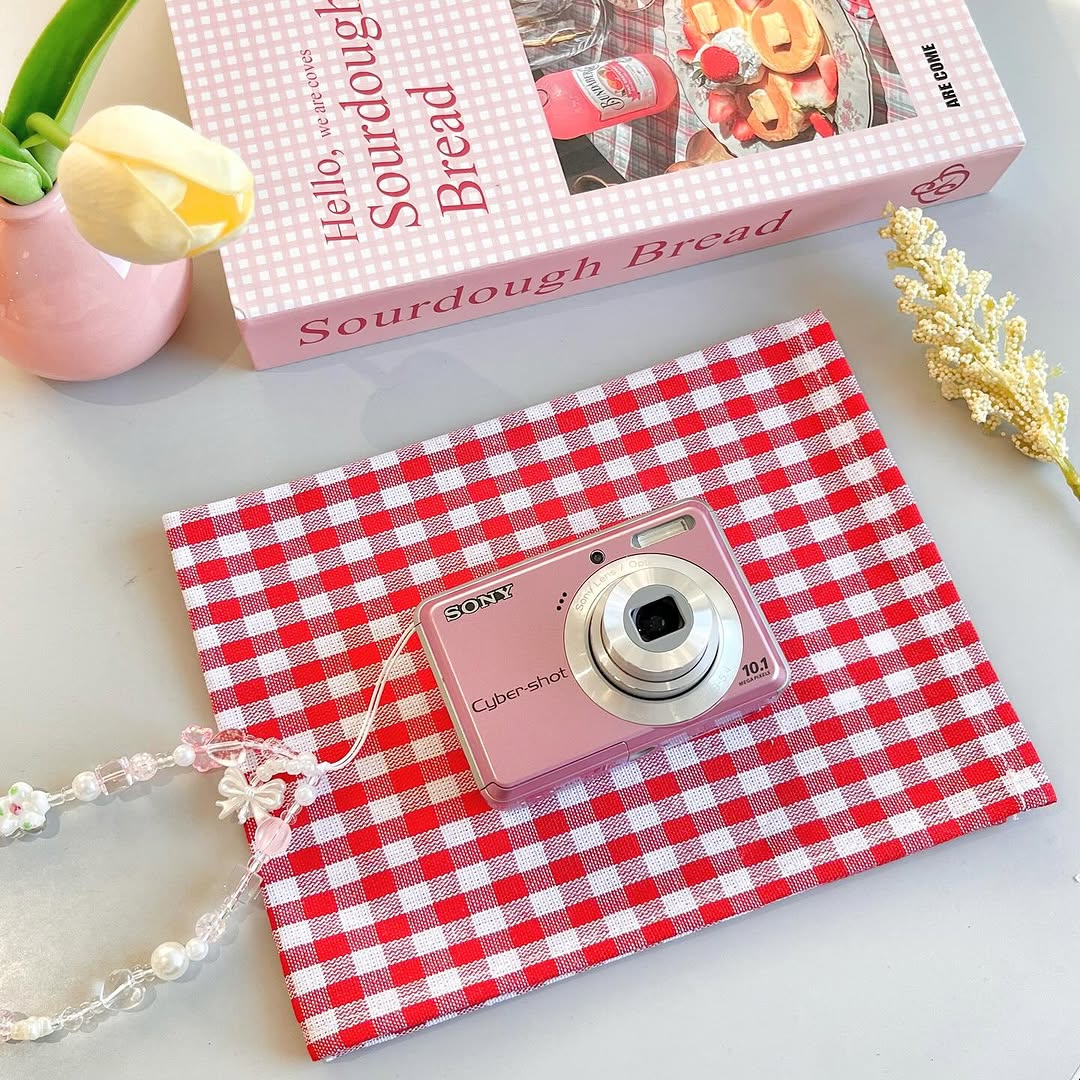 Sony Cybershot DSC-S930